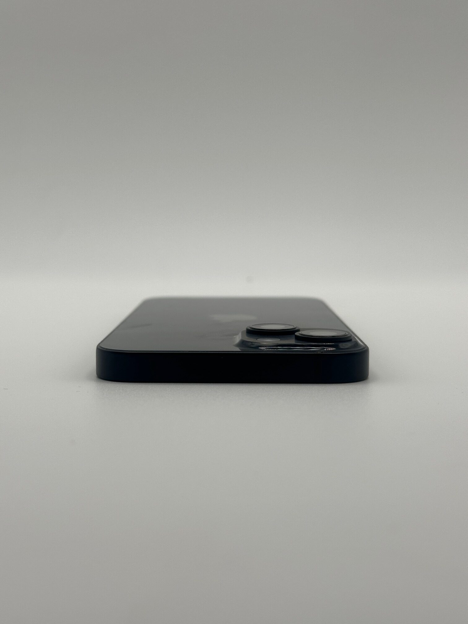 iPhone 14 Plus - Imagen 4