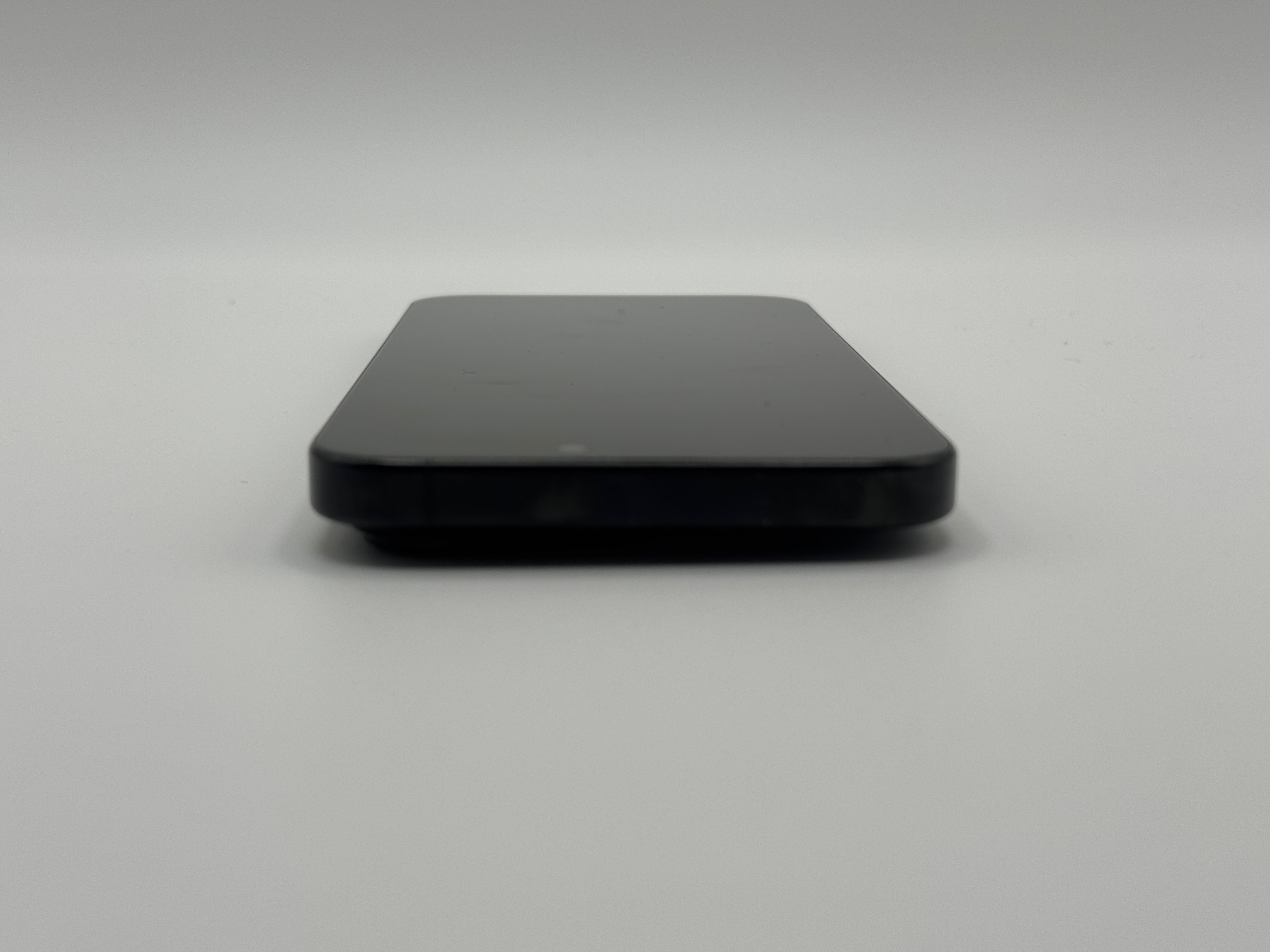 16 Pro Max - Imagen 4